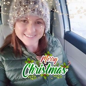 Meet your Posher, Annamaria